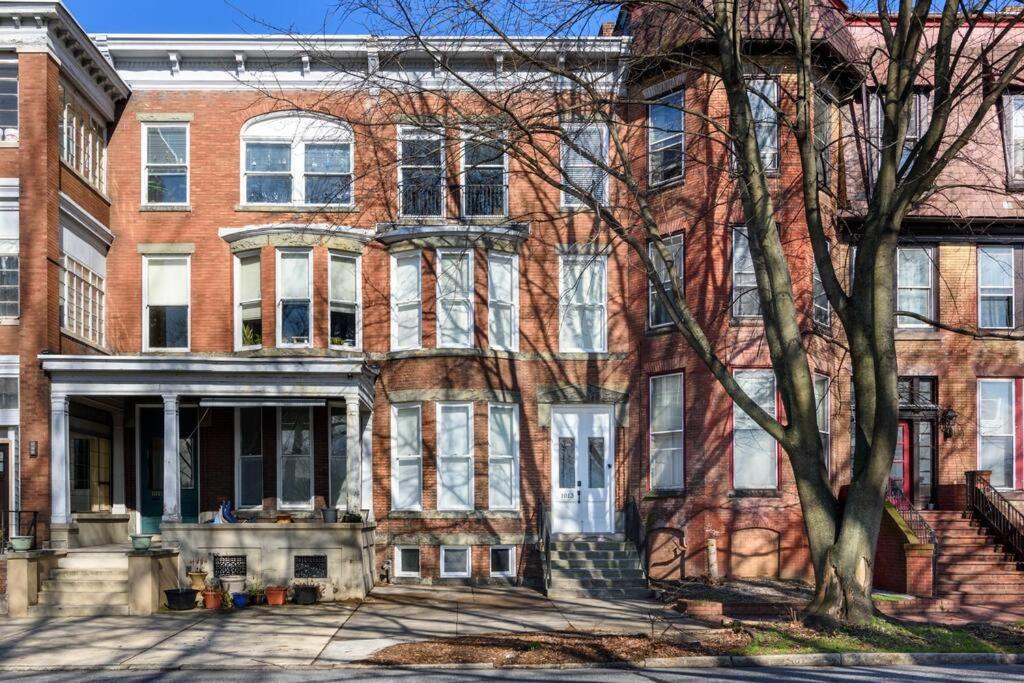 Flats On Front - Riverfront Gem Fast Wi-Fi 3F Harrisburg Exterior photo